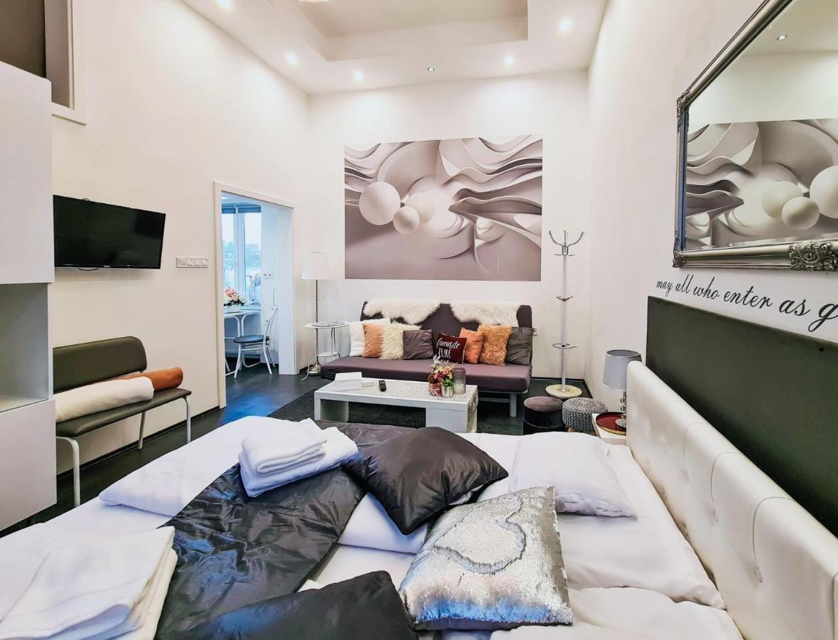 Modern Flat In City Center ブダペスト エクステリア 写真